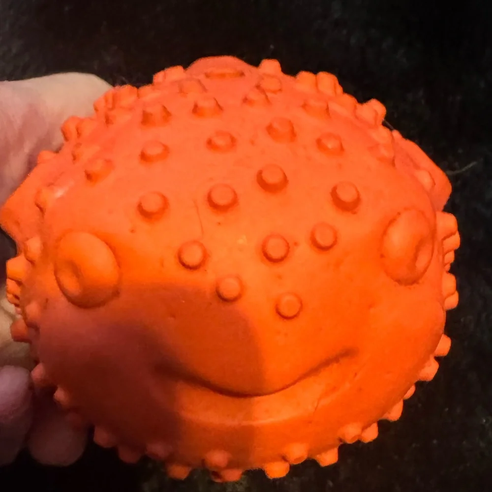 Bullymake Blowfish treat dispensing Dog toy L